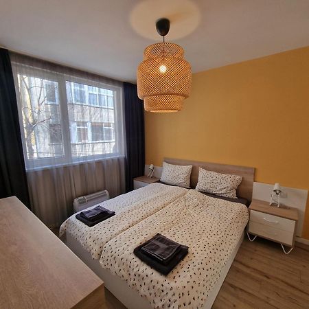 Brand New Luxury Flat In The City Center Warna Exterior foto